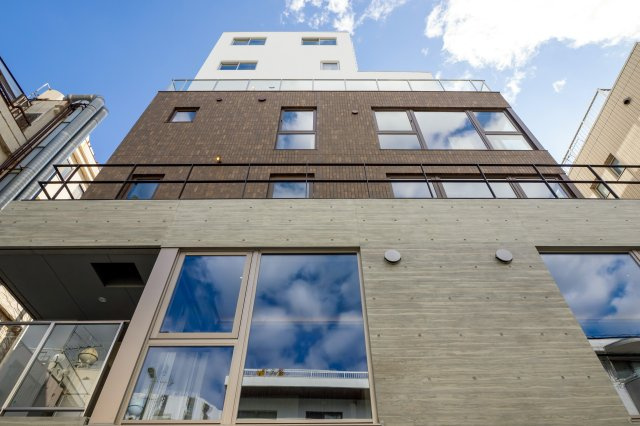 ARROWS EAST　Aの外観