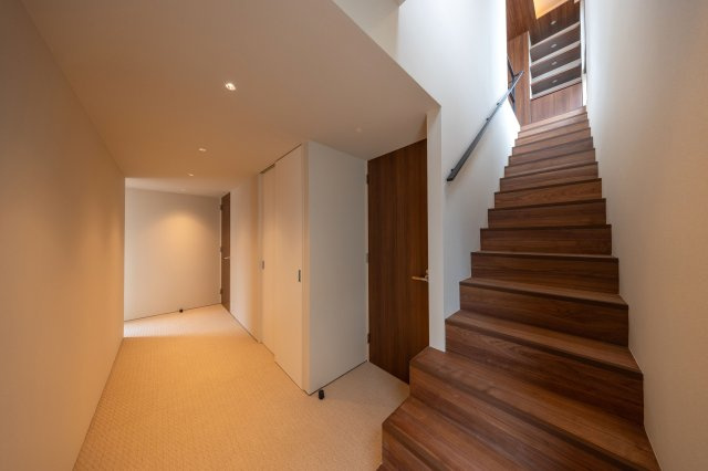 ARROWS EAST Bの内装