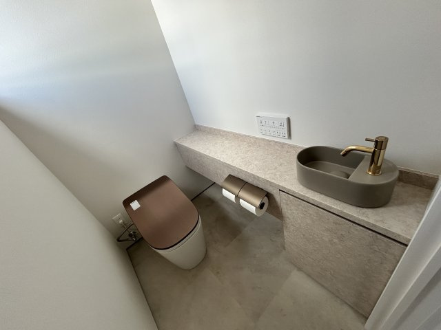 ARROWS EAST Bのトイレ