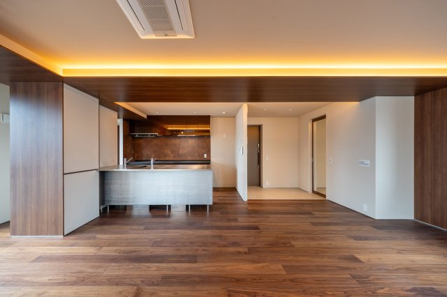 ARROWS EAST Bの内装