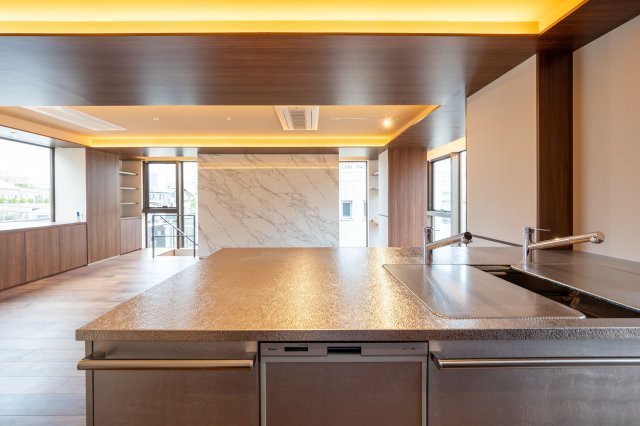 ARROWS EAST Bの内装