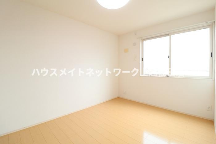 グランシャトー Ⅲの内装|洋室6帖