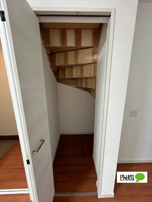 【収納】 | Lapis　lazuri　Ⅱ | 階段下収納