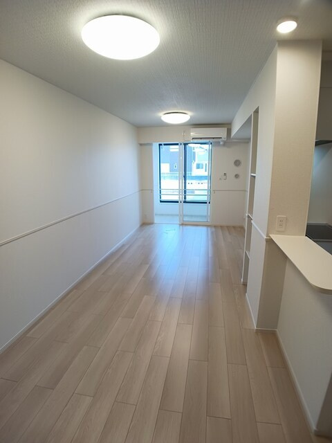 メゾン　アンソレイエ　下之城Ⅰの居間・リビング