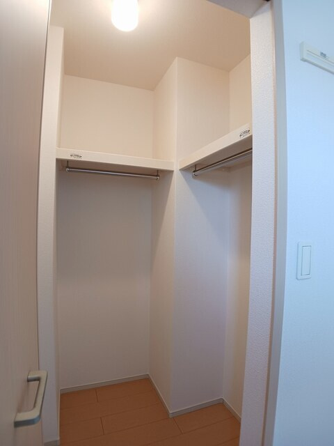 ブレッザ　Ⅱの収納