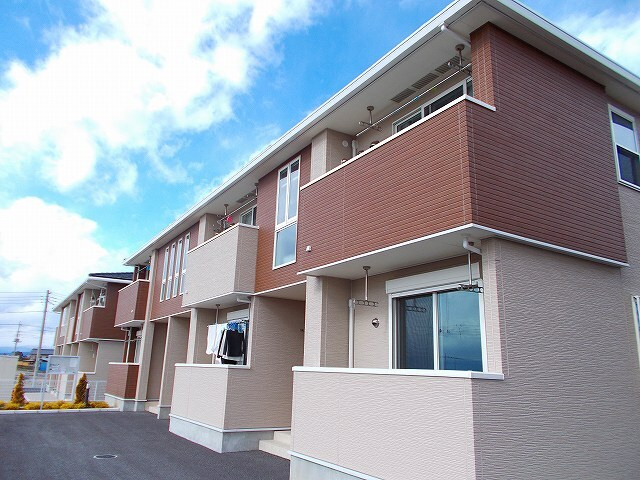 ブレッザ　Ⅱの外観