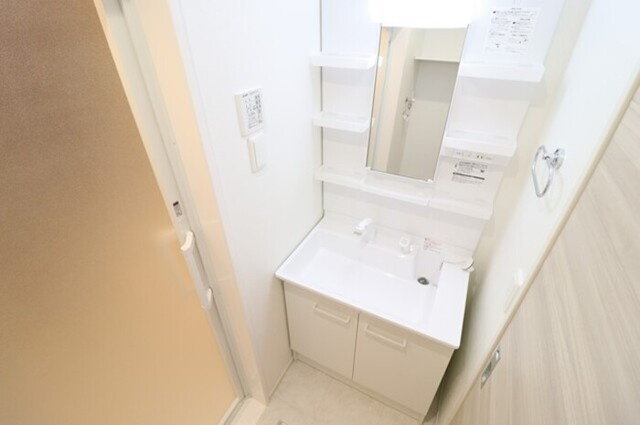 La Maison天川原町一丁目　A棟の洗面所|洗面室