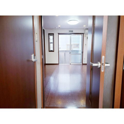 【居間・リビング】 | スクエア駅南B棟