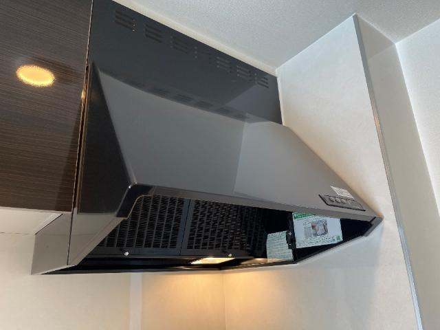 テンテラスのキッチン|換気扇