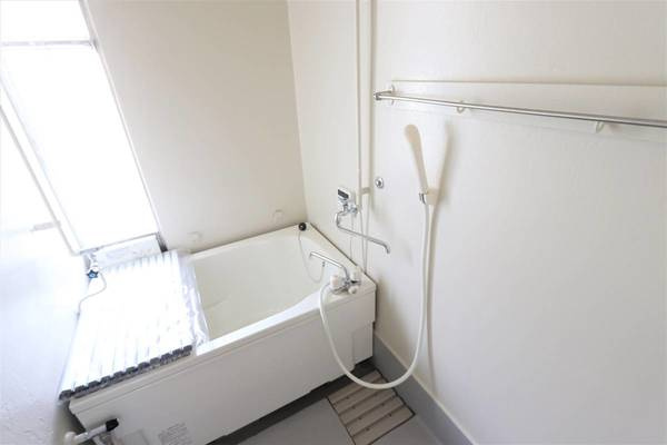 【浴室】 | ビレッジハウス荒木1号棟 | ビレッジハウスの同一物件・同一タイプの間取りの写真です