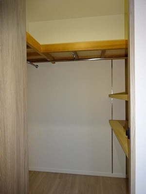 【収納】 | 淀川リバーサイドタウンさくら１３ | ウォークインクロゼット　※前回募集時／２０２４年７月の写真