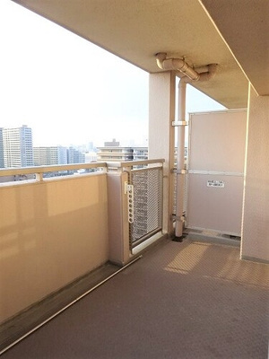 【バルコニー】 | 淀川リバーサイドタウンさくら１３ | バルコニー　※前回募集時／２０２４年７月の写真