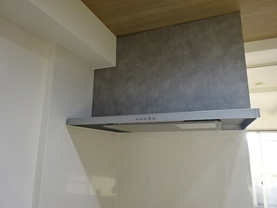 【設備】 | 淀川リバーサイドタウンさくら１３ | レンジフード　※前回募集時／２０２４年７月の写真