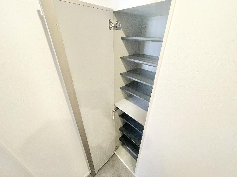 リュクスシティー黄金の玄関