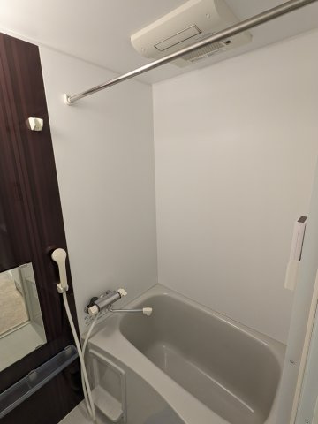 クオーレ名古屋の浴室