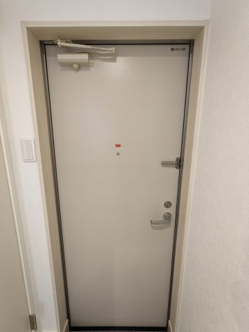 ラグジュアリーレジデンス御器所の玄関