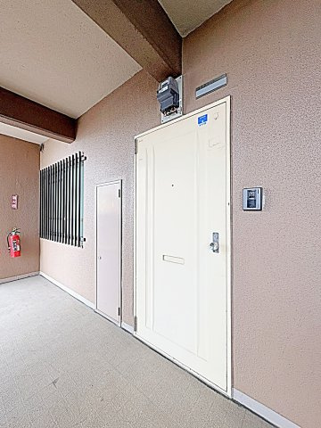 レジデンス南川の玄関