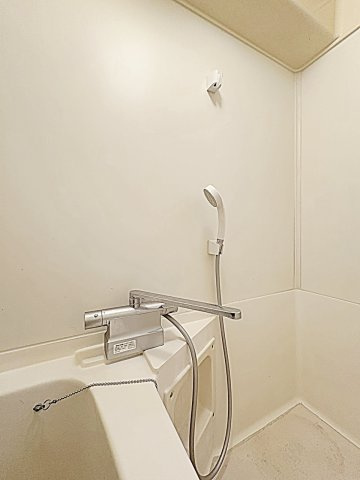 レジデンス南川の浴室