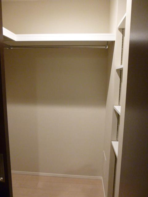 マジェスティハウス新宿御苑パークナードの収納