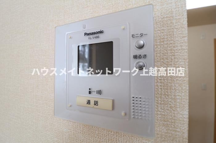 ＣＡＳＡフィオーレのセキュリティ|TVインターホン（間取り反転タイプ102号室参考画像となります。）