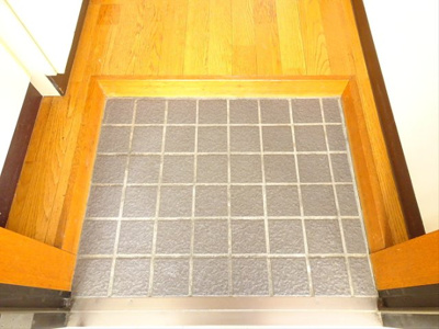 【玄関】 | ウィスタリア笹塚