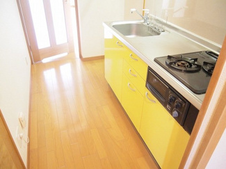 【内装】 | プラボー・パーヒ | キッチン