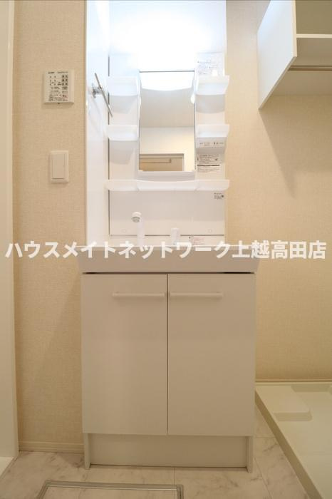 レフィナード Ｃの独立洗面台|洗髪洗面化粧台