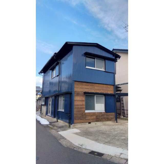 本巣市仏生寺貸家　南の外観