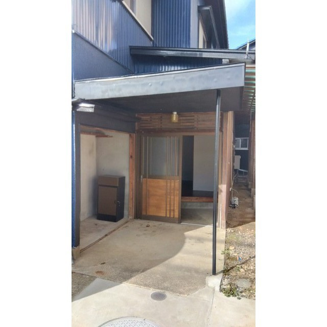 本巣市仏生寺貸家　南の外観