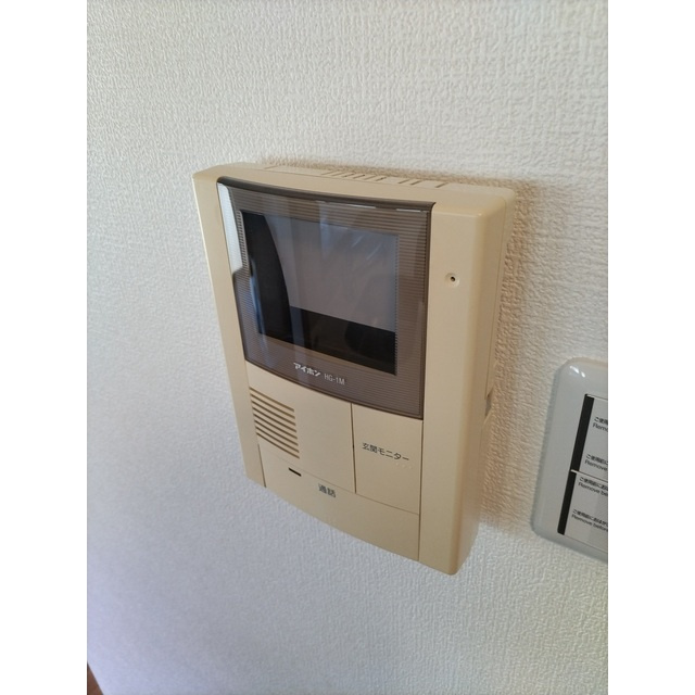 粟野西7丁目貸家の設備|TVインターホン
