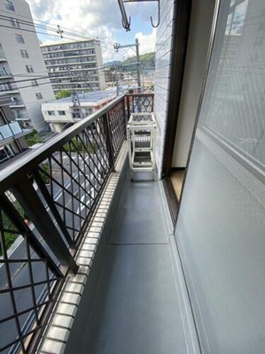 【バルコニー】 | 恵光ビル