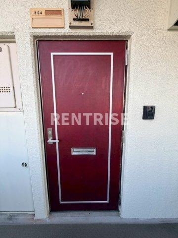 ガーデンハイツ神山の玄関