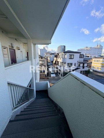 ガーデンハイツ神山のロビー