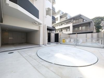 【駐車場】 | プライムガーデン西麻布