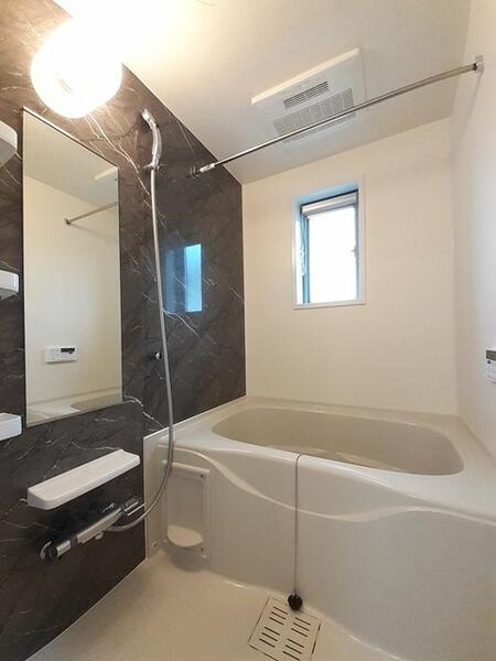 ウィンド　ホライズン　Ａの浴室