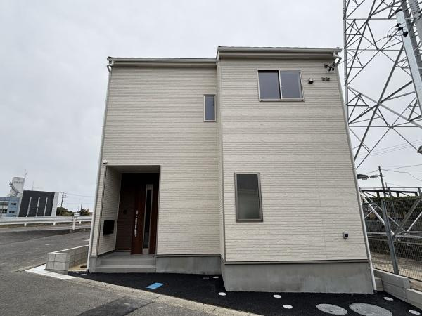 知立市逢妻町第6　全2棟・2号棟