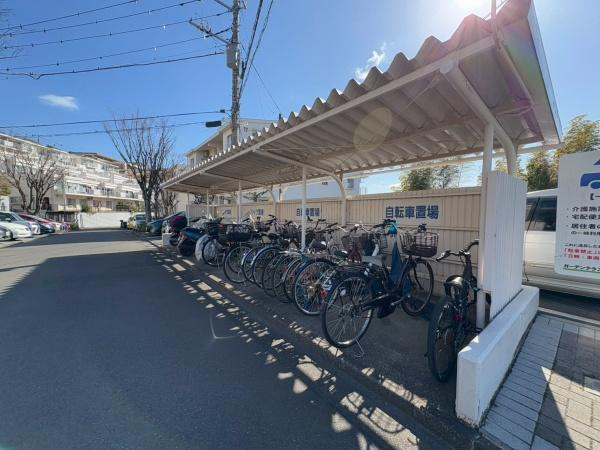 ガーデンテラス白根台９号棟のその他|自転車・バイク置き場があります。