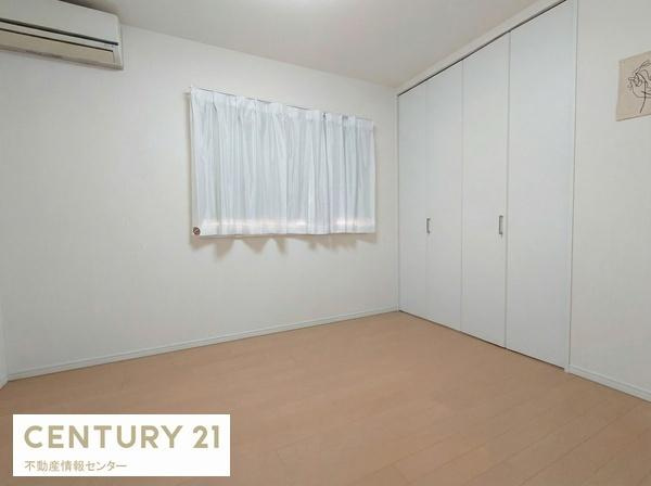 【洋室】 | 泉尾３丁目　中古戸建 | ※画像はAI加工により家具、小物を消去してます。