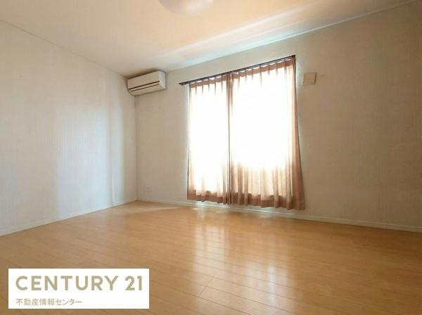 【居間・リビング】 | 泉尾３丁目　中古戸建 | ※画像はAI加工により家具、小物を消去してます。