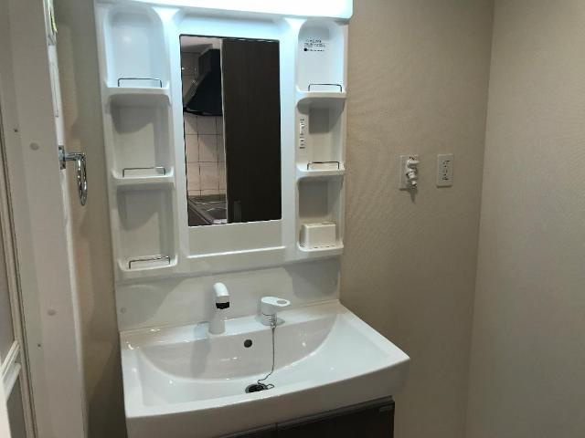 シュメールの洗面所|洗髪洗面化粧台