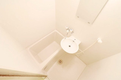 【浴室】 | レオパレスフォレスト錦 | 物件同タイプの写真です。