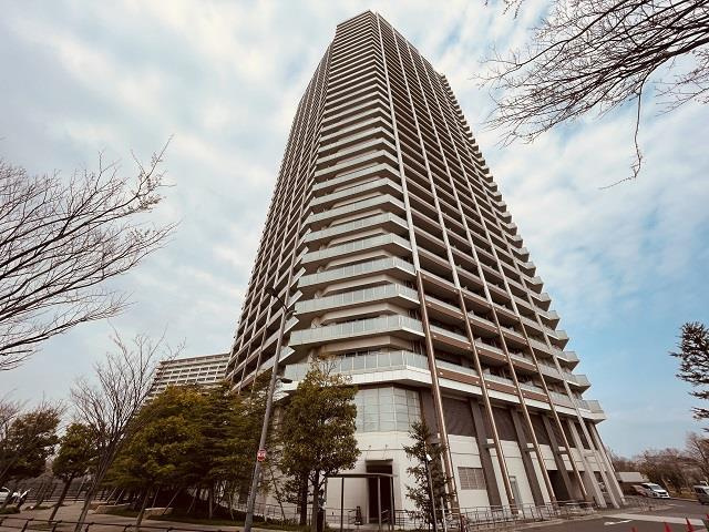 パークタワー南千里丘の外観