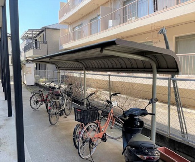 【その他】 | レオパレスエクセル元山　Ⅱ | 屋根付き駐輪場