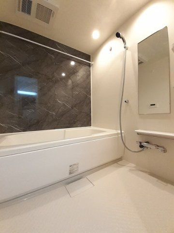 ルーエ　ハイツ　Ⅰの浴室