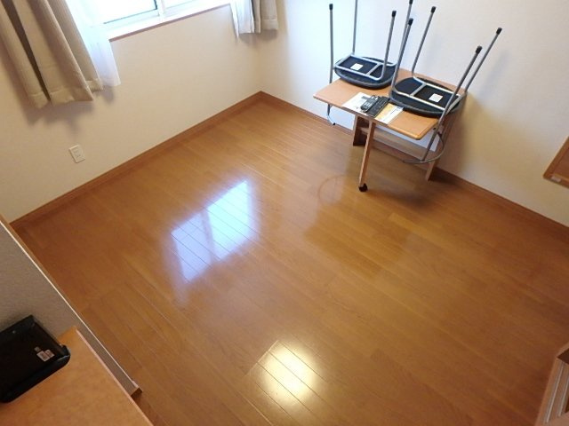 レオパレスプロヴァンス００９の居間・リビング