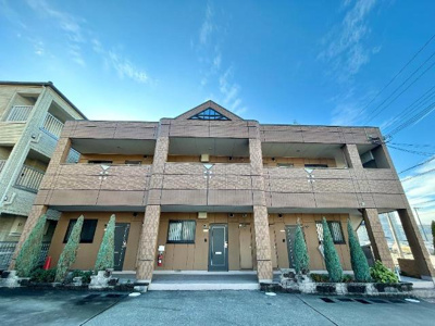 【外観】 | アマービレ | 外観写真（昼）