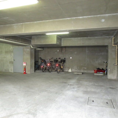 【駐車場】 | レドンドハイツ