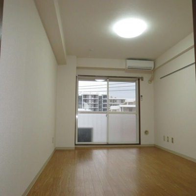 【居間・リビング】 | レドンドハイツ