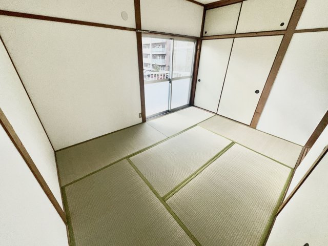 グリーンハイツ田富の和室