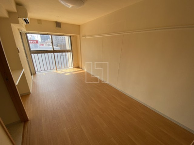 【居間・リビング】 | ルーセントオーデン難波 | ルーセントオーデン難波　洋室